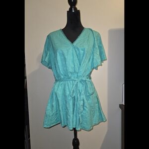 Crown & Ivy Blue Green Flutter Sleeve Tunic